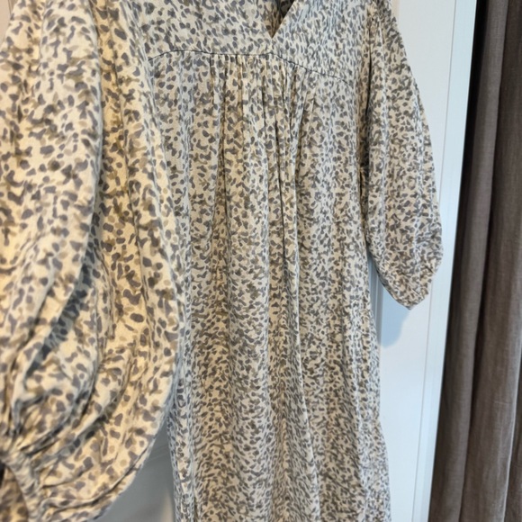 Mirth Belem V-Neck Mini Dress with Puff Sleeves | S - Picture 5 of 9